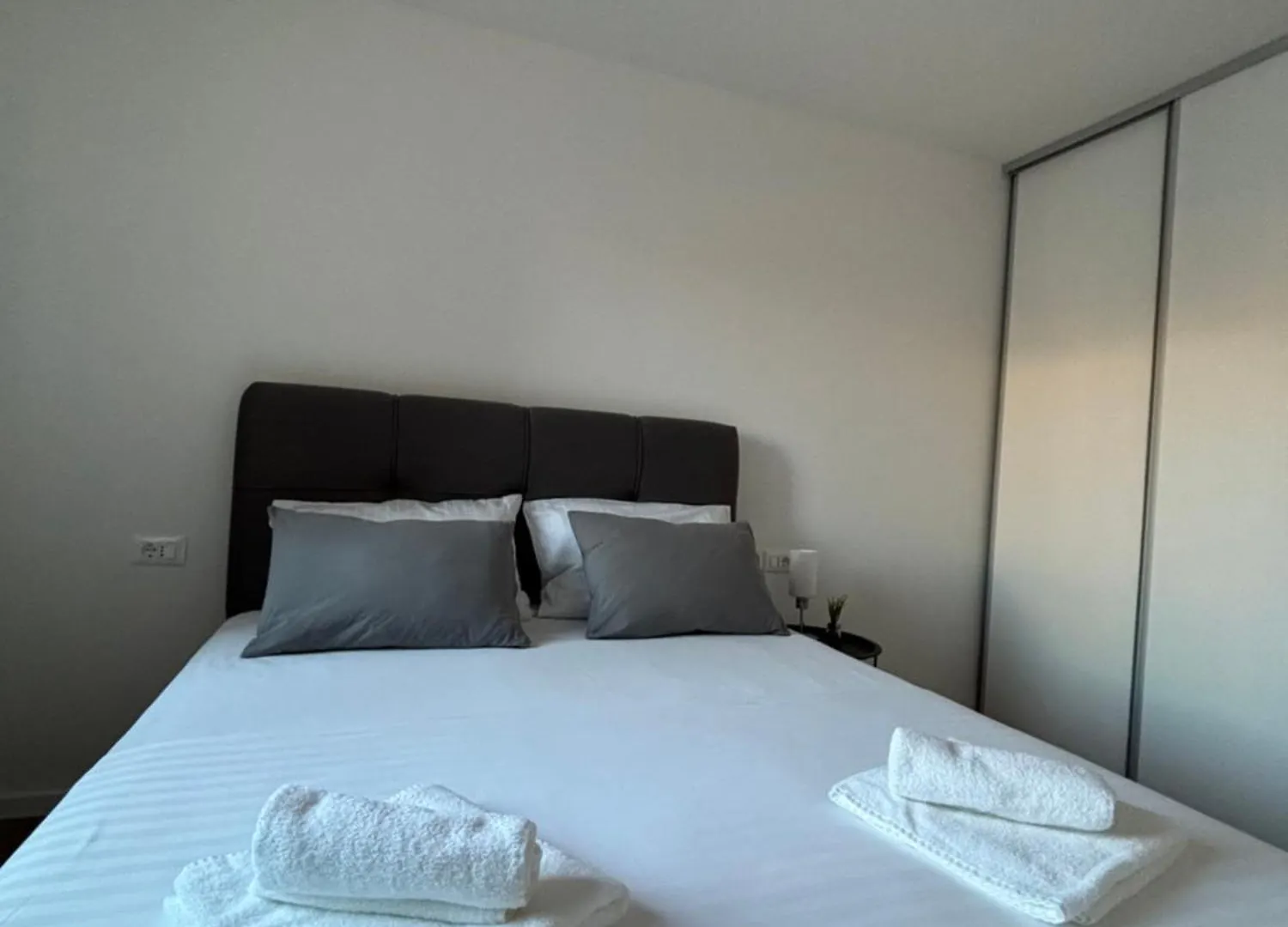 Regal Splendor Apartments Split